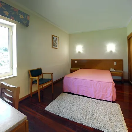 Hotel Caldelas 2*