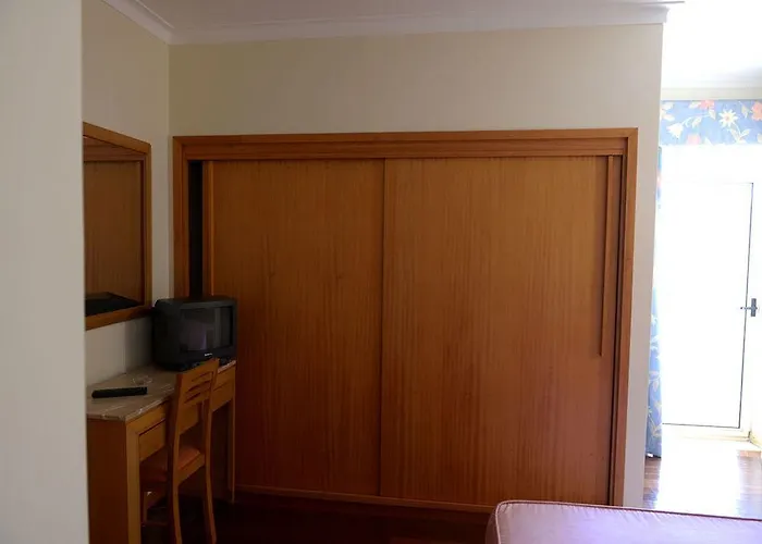 Hotel Caldelas ホテル